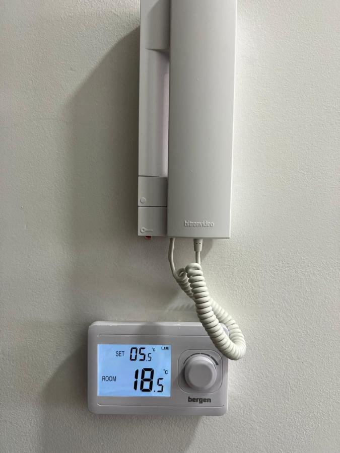 Apartment Charlie Private Parking 노비사드 외부 사진